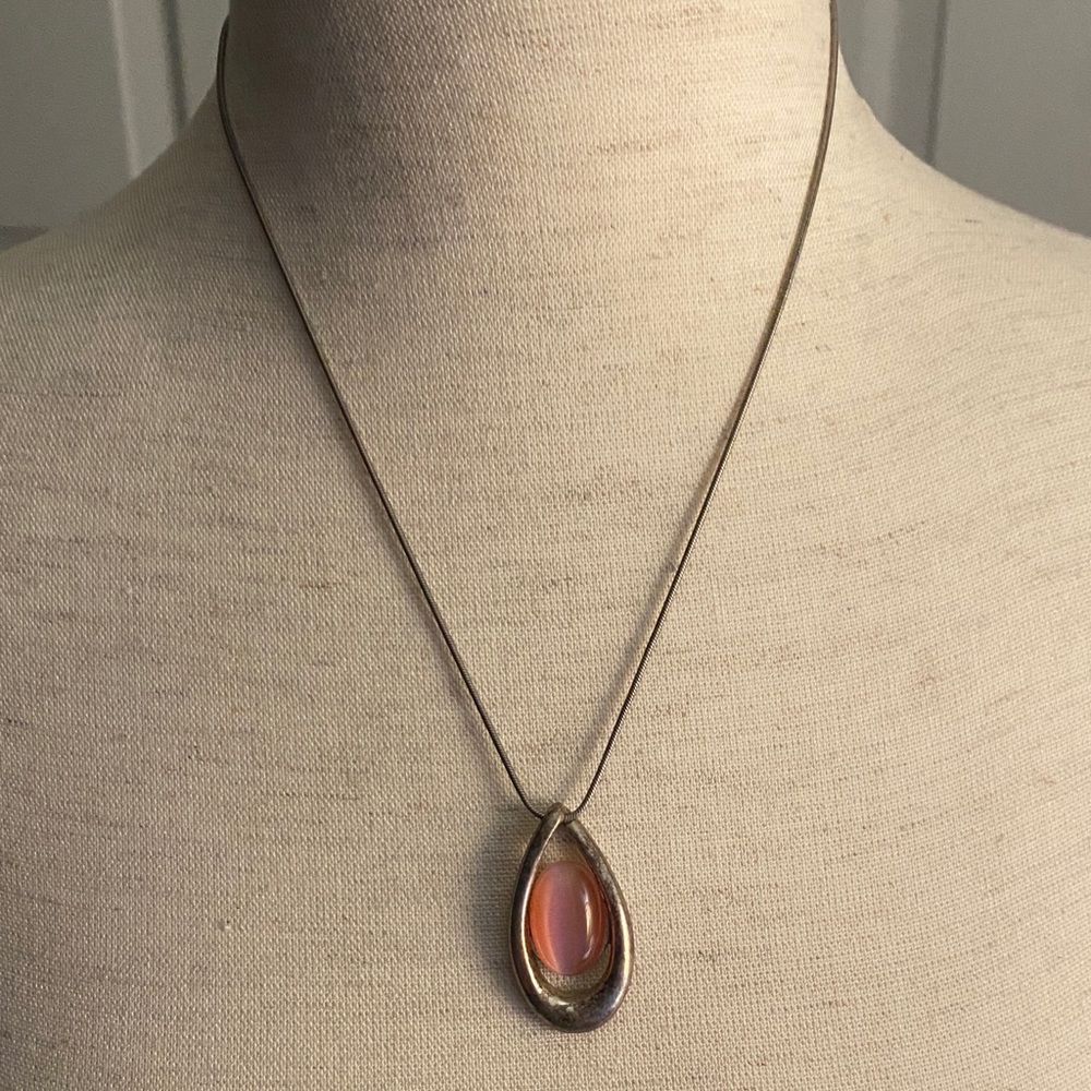 Vintage Southwest Sterling Silver💕💞Pink
Cat🐈‍⬛ Eye Pendant Necklace